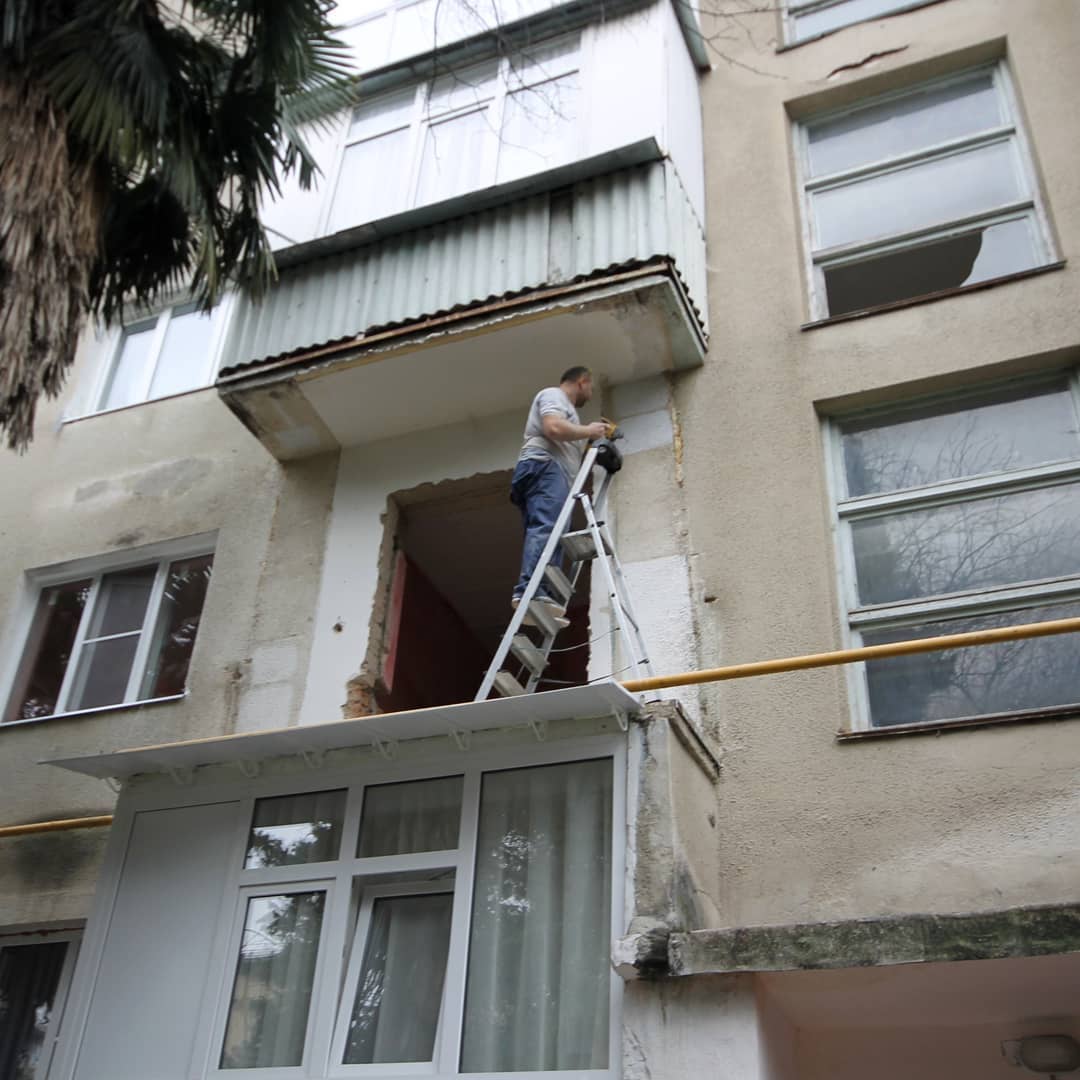 Монтаж балкона Монтаж балкона